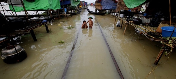 350.000 afectados por las inundaciones en Birmania