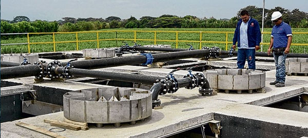 Dos empresas españolas desarrollan el primer combustible procedente de aguas residuales