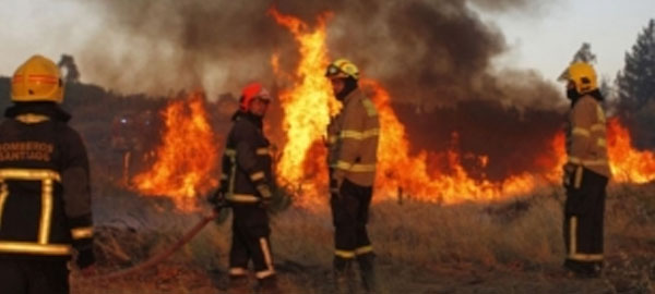 Los devastadores incendios en Chile ya han consumido 129.000 hectáreas