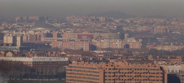 Europa advierte a España por altos niveles de contaminación en Barcelona y Madrid