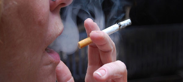 La contaminación del aire hace más letal al tabaquismo
