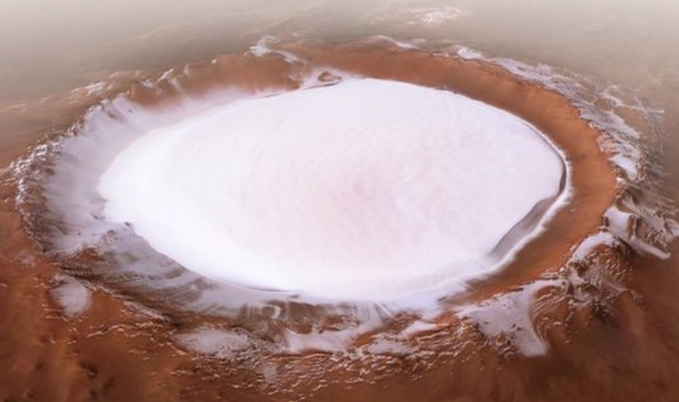 Un cráter de hielo eterno en Marte